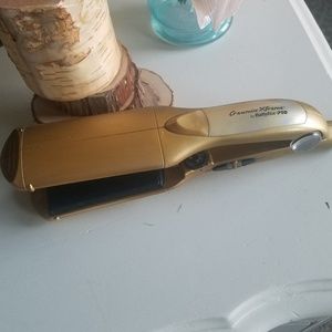 2 inch BaByliss Pro ceramic flat iron